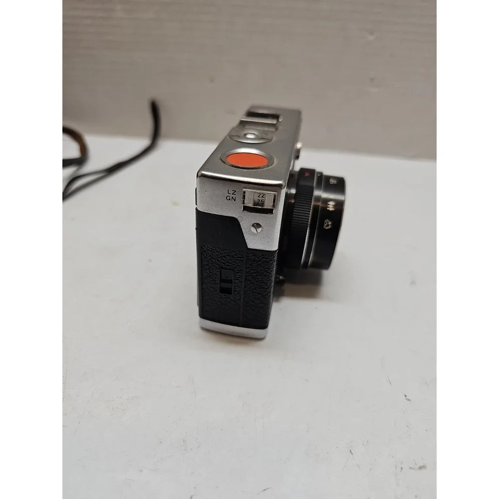 Agfa Optima 500 Vintage Camera With Leather Case. **untested